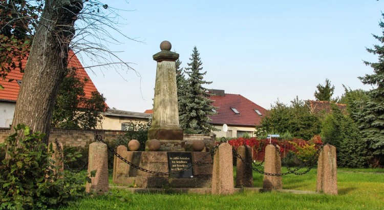 Denkmal für die Opfer und Vermissten des 2. Weltkrieges in Mösthinsdorf